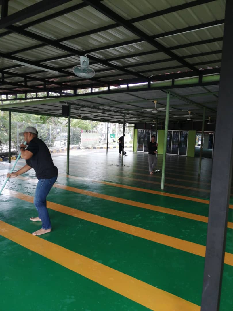 Program CSR Cuci Karpet Surau Gugusan Camar Kota Damansara